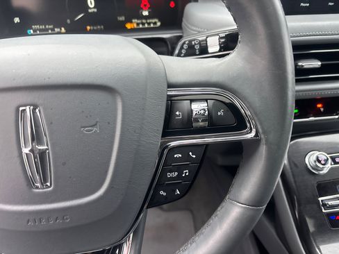 Certified 2022 Lincoln Nautilus Reserve w/ Cargo Utility Package image 18