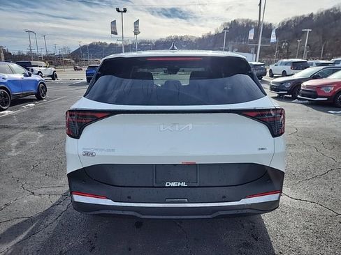 New 2026 Kia Sportage S AWD/4WD image 6