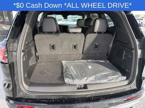 Used 2025 GMC Acadia Denali w/ LPO, Floor Liner Package image 21