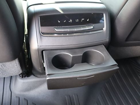 Used 2021 Cadillac Escalade ESV Sport Platinum AWD/4WD image 29