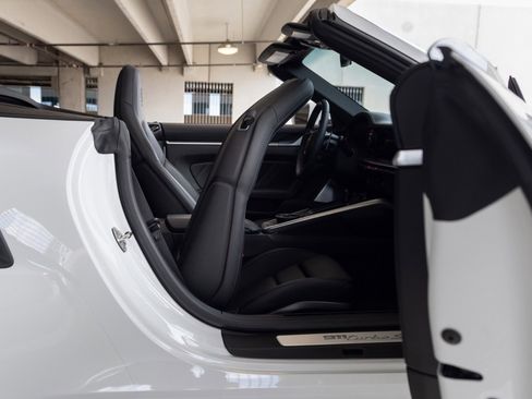 Used 2025 Porsche 911 Turbo S image 58