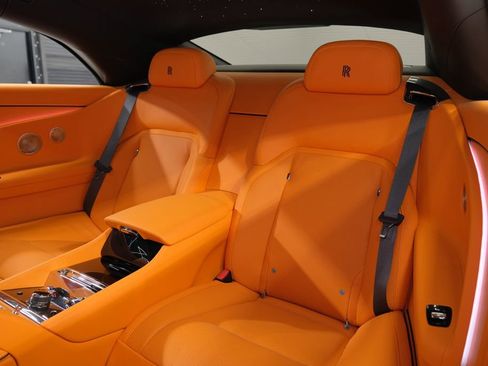 Used 2026 Rolls-Royce Spectre image 40