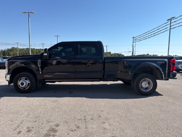 Used 2023 Ford F350 Lariat w/ Lariat Ultimate Package AWD/4WD image 9