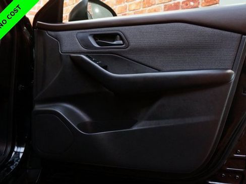 Certified 2023 Nissan Rogue S image 61