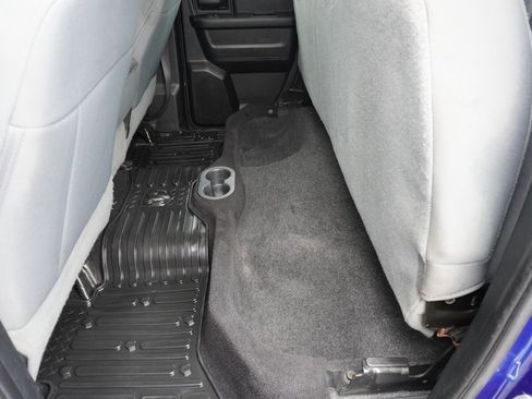 Used 2017 RAM 1500 Express image 31