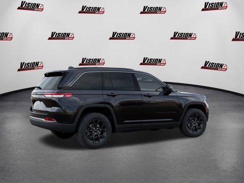 New 2026 Jeep Grand Cherokee Altitude AWD/4WD image 4
