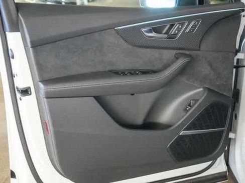 New 2025 Audi SQ7 Premium Plus image 31