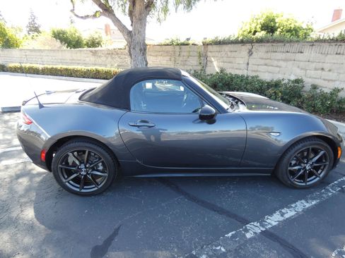 Used 2016 MAZDA MX-5 Miata Club image 54