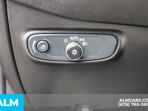 Used 2024 Chevrolet Equinox LT image 30