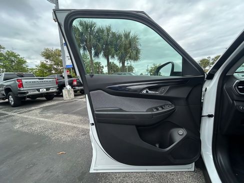 New 2026 Chevrolet TrailBlazer LT w/ Convenience Package image 29