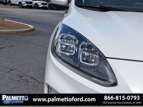 Used 2021 Ford Escape Titanium AWD/4WD image 9