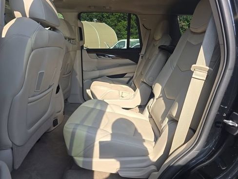 Used 2019 Cadillac Escalade Premium Luxury AWD/4WD image 11
