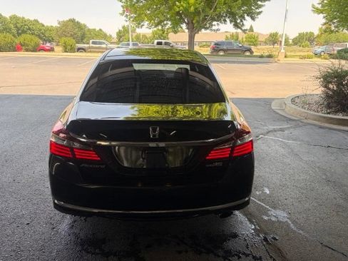 Used 2016 Honda Accord LX image 14