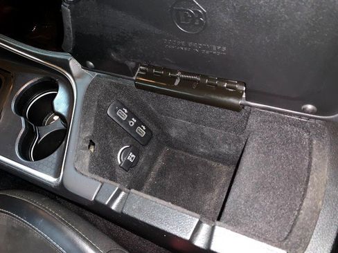 Used 2018 Dodge Challenger R/T Scat Pack w/ Leather Interior Group image 36