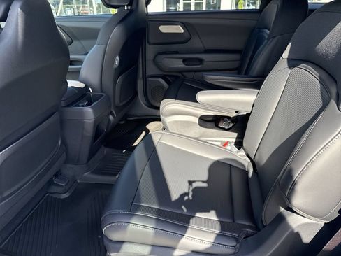 New 2027 Kia Telluride S AWD/4WD image 30
