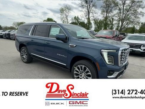 New 2026 GMC Yukon XL Denali w/ Denali Reserve Package AWD/4WD image 2
