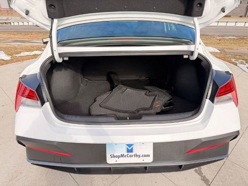 New 2025 Hyundai Elantra Blue Blue DCT image 26