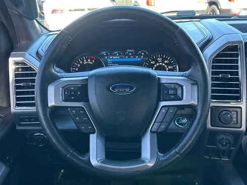 Used 2016 Ford F150 Platinum image 20
