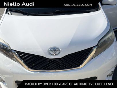 Used 2017 Toyota Sienna SE