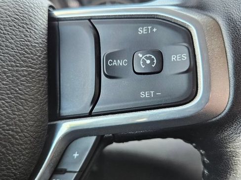 Used 2022 RAM 1500 Laramie AWD/4WD image 25