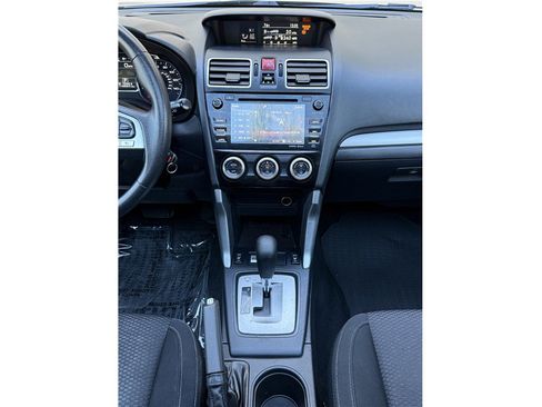 Used 2017 Subaru Forester 2.5i Premium AWD/4WD image 11