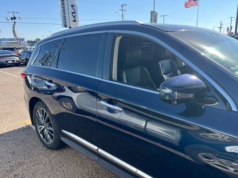 Used 2015 INFINITI QX60 Luxe w/ Deluxe Touring Package AWD/4WD image 6