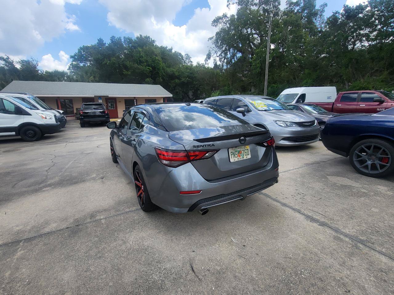 Used 2021 Nissan Sentra SR FWD image 11