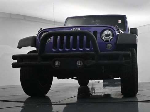 Used 2018 Jeep Wrangler Unlimited Sport S AWD/4WD image 19