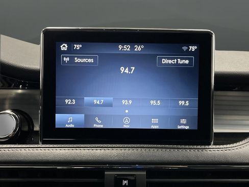 Used 2022 Lincoln Corsair AWD w/ Premium Package image 21