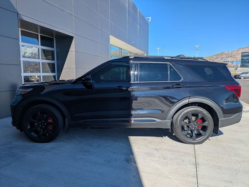 Used 2024 Ford Explorer ST w/ Equipment Group 401A AWD/4WD image 13