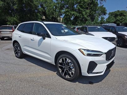 Used 2026 Volvo XC60 B5 Plus w/ Protection Package Premier