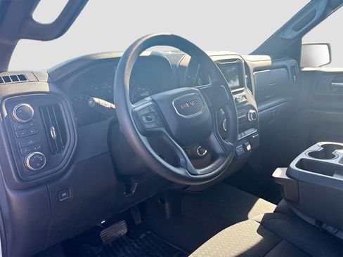 Used 2025 GMC Sierra 1500 Pro w/ Graphite Edition image 9