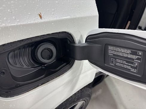 New 2025 Volvo XC60 T8 Plus w/ Climate Package image 36