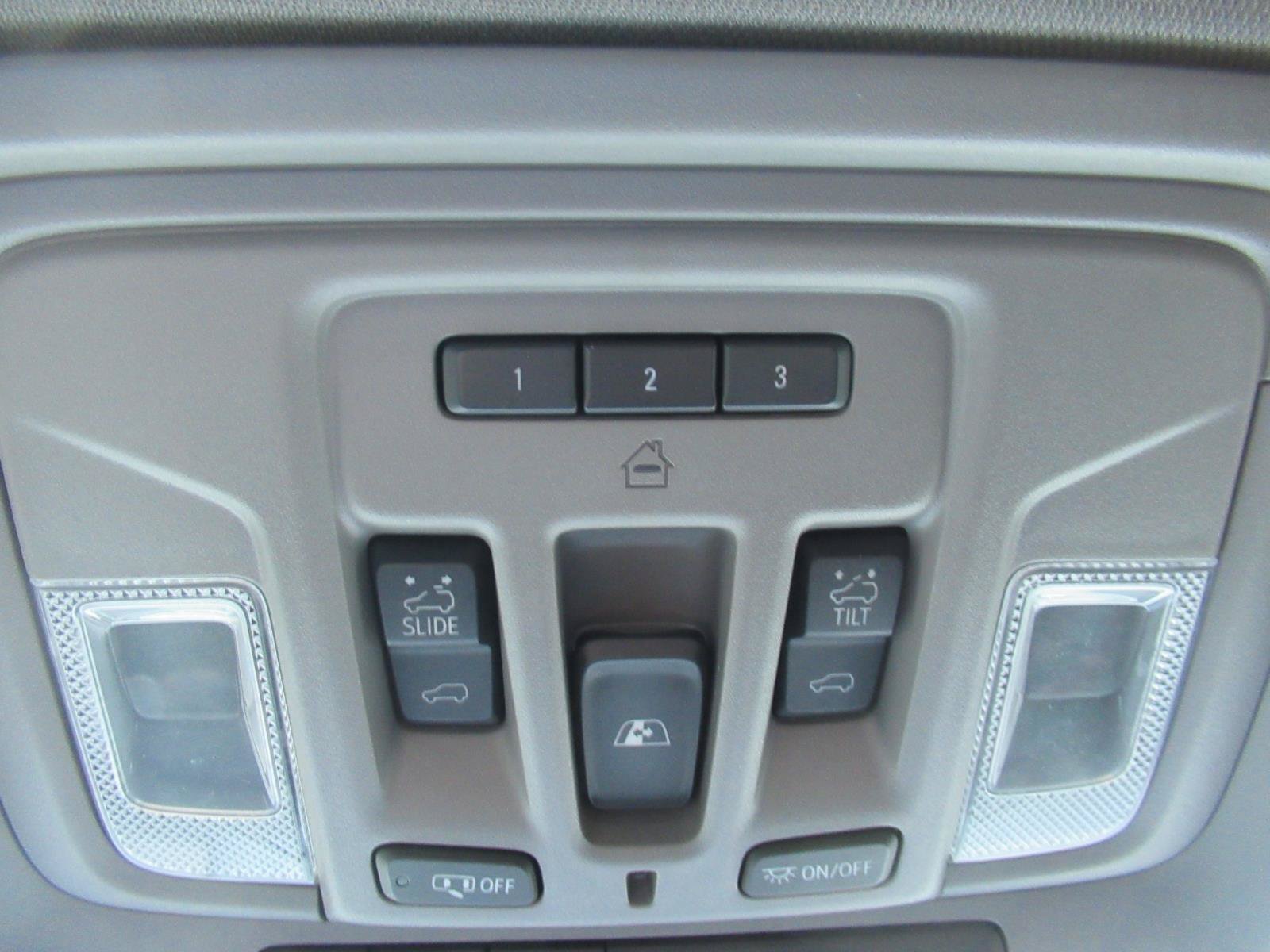 Used 2020 GMC Sierra 1500 SLT w/ SLT Premium Plus Package RWD image 30