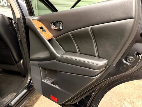 Used 2014 Nissan Murano LE w/ Platinum Edition Package image 30