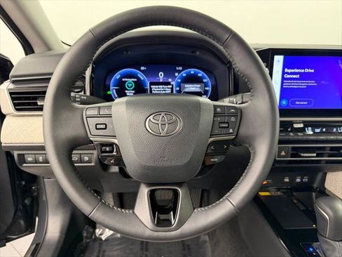 Certified 2026 Toyota Camry XLE FWD image 25