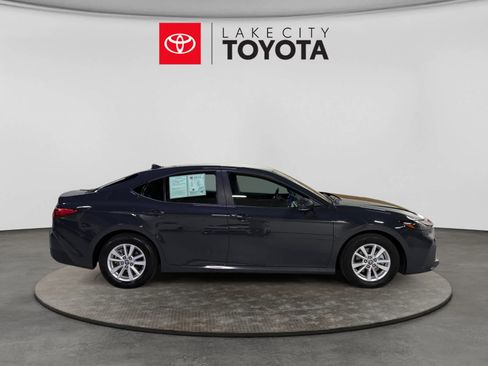 Used 2025 Toyota Camry LE FWD image 11