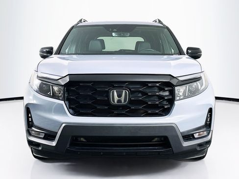 Used 2023 Honda Passport Elite image 2