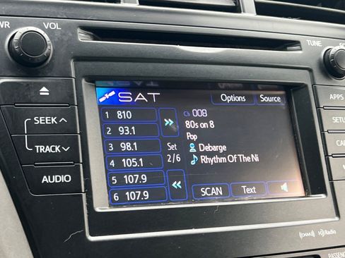 Used 2012 Toyota Prius V Three image 22