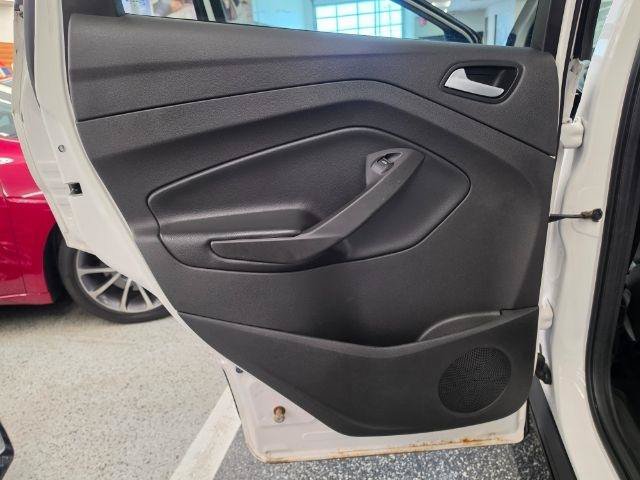 Used 2018 Ford Escape SE w/ SE Sport Appearance Package AWD/4WD image 27