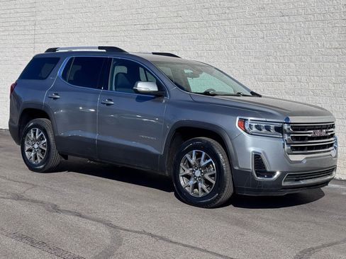 Used 2023 GMC Acadia SLE w/ Driver Convenience Package image 6