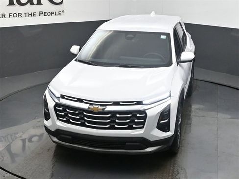 New 2026 Chevrolet Equinox LT w/ Safety and Technology Package image 24