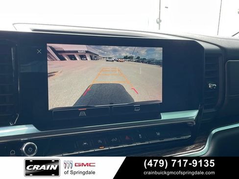 Used 2022 GMC Sierra 1500 Elevation w/ LPO, Elevation Black Package AWD/4WD image 17