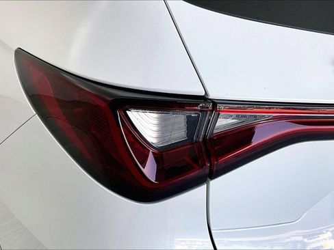 Used 2026 Acura MDX w/ Technology Package image 39