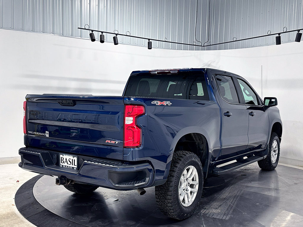 Used 2022 Chevrolet Silverado 1500 RST AWD/4WD image 12