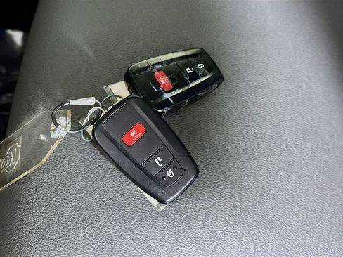 Certified 2023 Toyota 4Runner SR5 Premium w/ Moonroof Package image 35