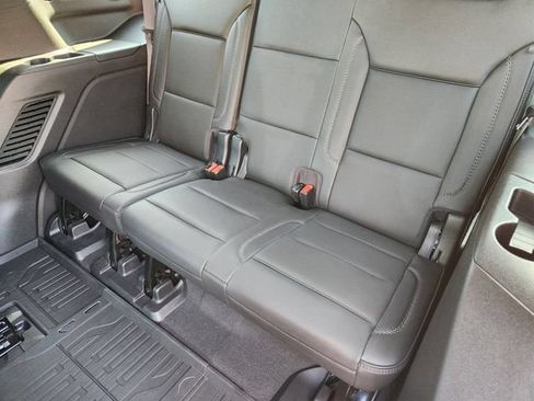 Used 2021 GMC Yukon Denali AWD/4WD image 32