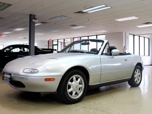 Used 1991 MAZDA MX-5 Miata image 36