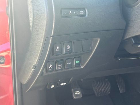 Used 2022 Nissan Rogue Sport SV image 32