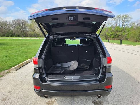 Used 2015 Jeep Grand Cherokee Altitude image 10